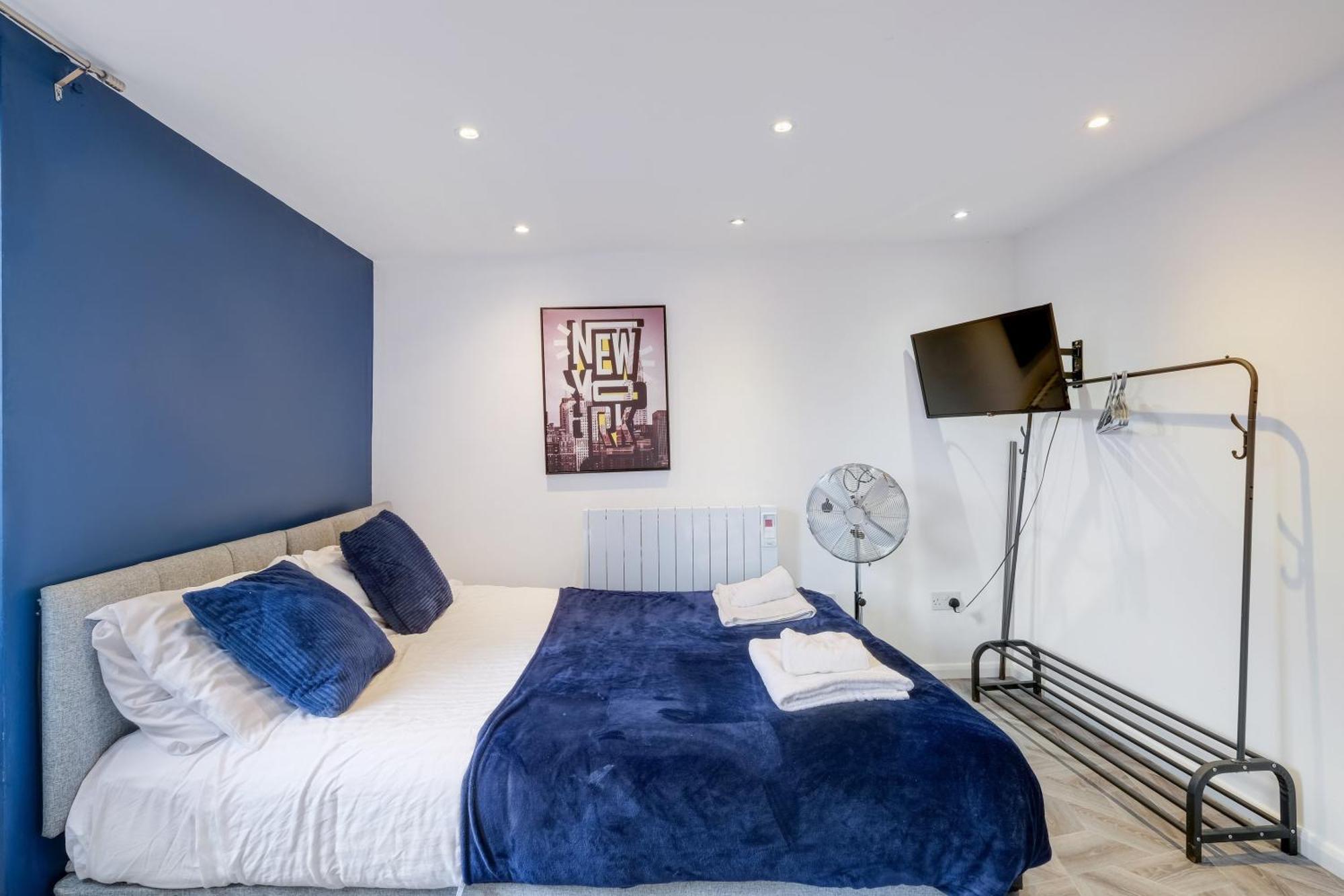 Kings House Apartment Hayes, West London Apt A Northolt  Exterior photo